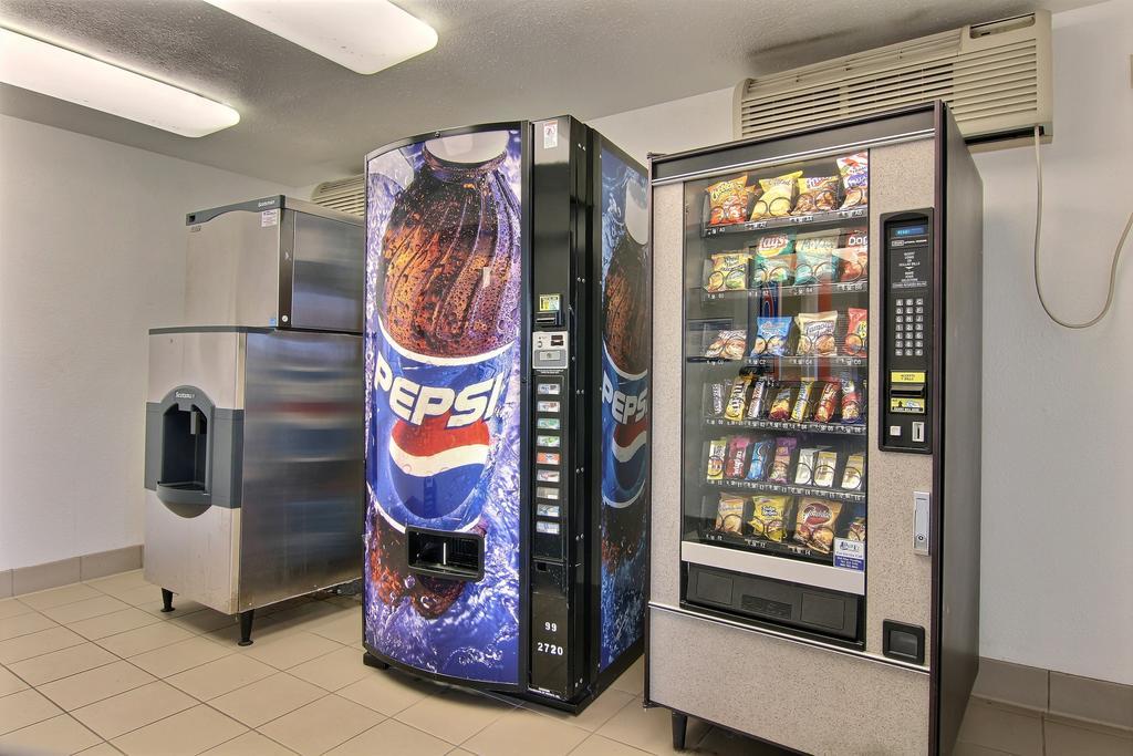 Motel 6-Bismarck, Nd Bagian luar foto
