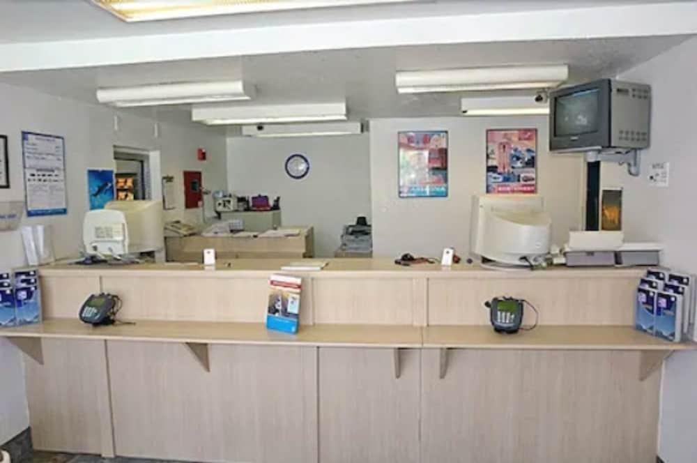 Motel 6-Bismarck, Nd Bagian luar foto