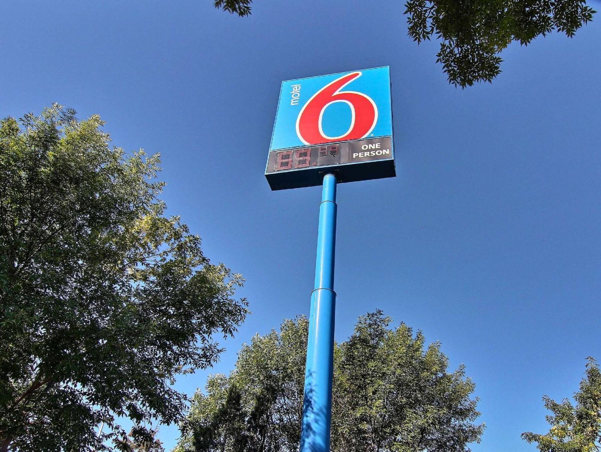 Motel 6-Bismarck, Nd Bagian luar foto