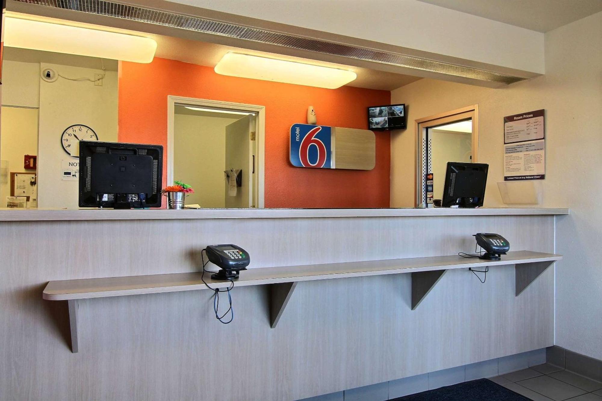 Motel 6-Bismarck, Nd Bagian luar foto