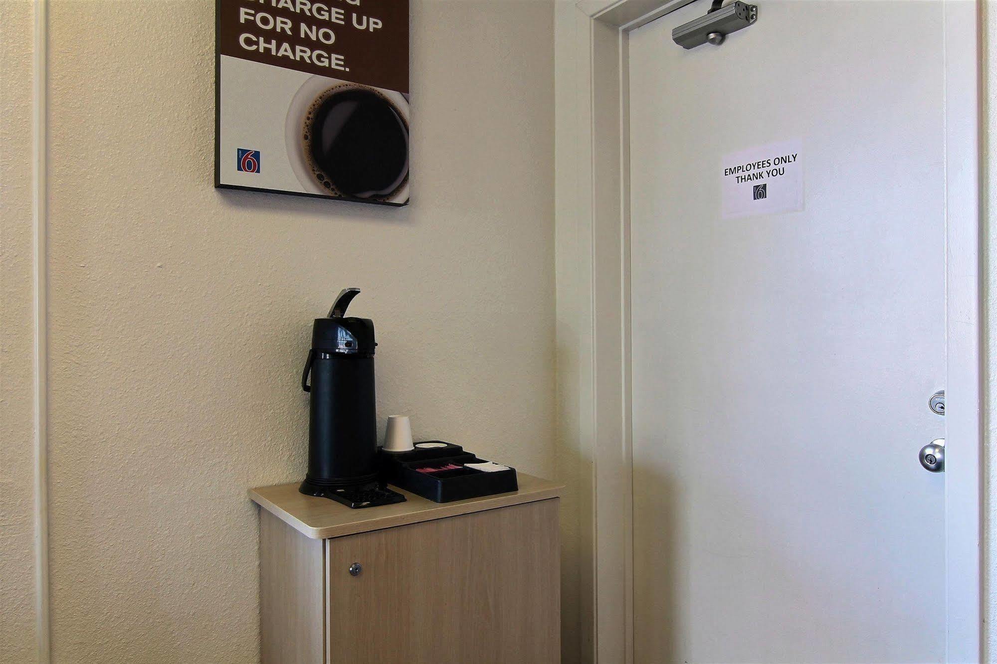 Motel 6-Bismarck, Nd Bagian luar foto
